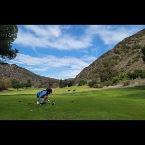 Meet your Posher, Chloe